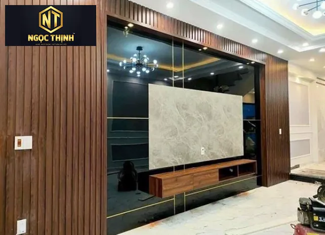 VÁCH ỐP TƯỜNG TV GIÁ HỜI HIỆN ĐẠI CHO PHÒNG KHÁCH